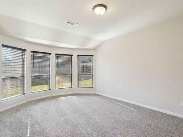 10433  Unity Drive , Fort Worth Texas 76108