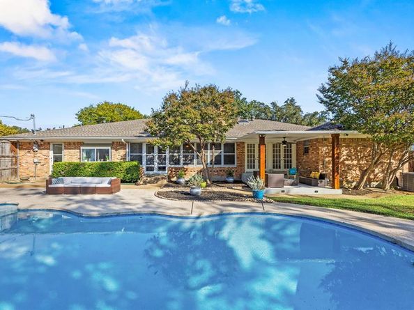 3806  Shady Hill Drive , Dallas Texas 75229