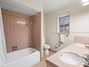 6903  Woodhill Road , Dallas Texas 75217