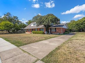 6903  Woodhill Road , Dallas Texas 75217