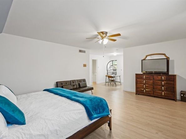 6903  Woodhill Road , Dallas Texas 75217