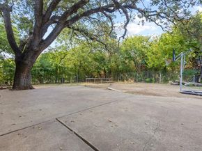 6903  Woodhill Road , Dallas Texas 75217