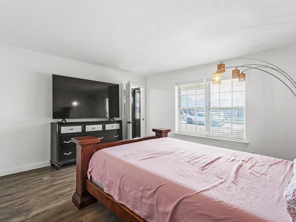 6903  Woodhill Road , Dallas Texas 75217