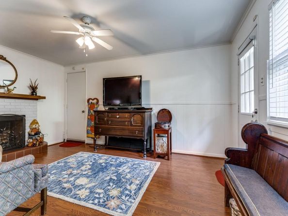 4925  Stadium Drive , Fort Worth Texas 76133
