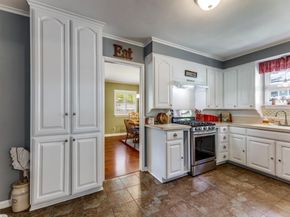 4925  Stadium Drive , Fort Worth Texas 76133
