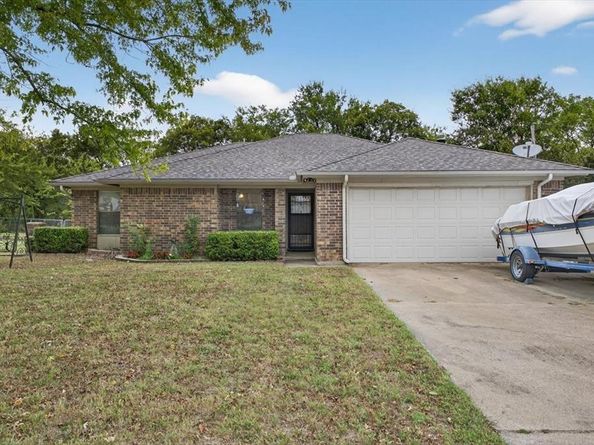 405  Nita Court , Crowley Texas 76036