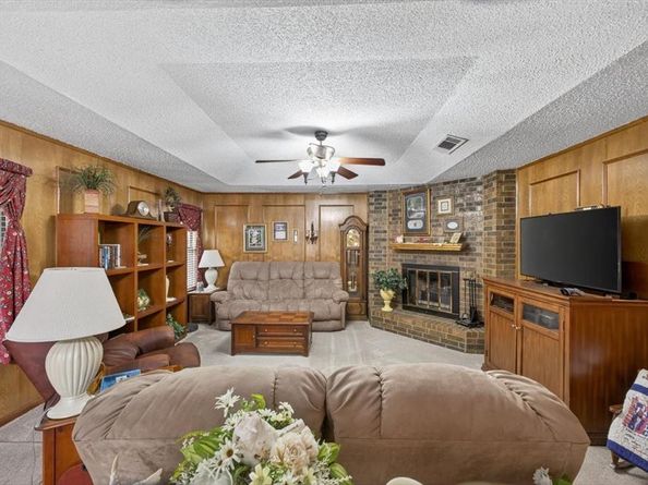 405  Nita Court , Crowley Texas 76036