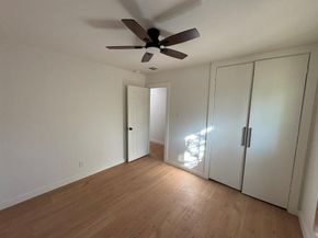 2432  Jonesboro Avenue , Dallas Texas 75228