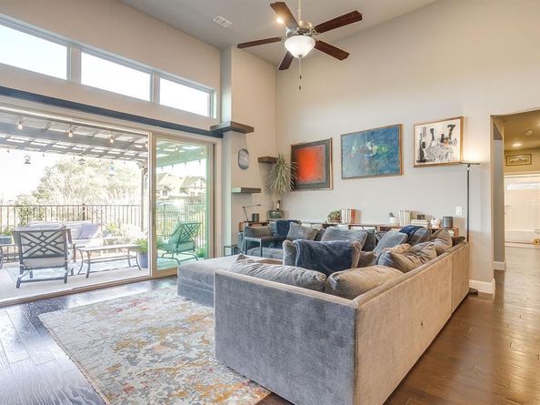 1003  Hurricane Creek Trail , Arlington Texas 76005