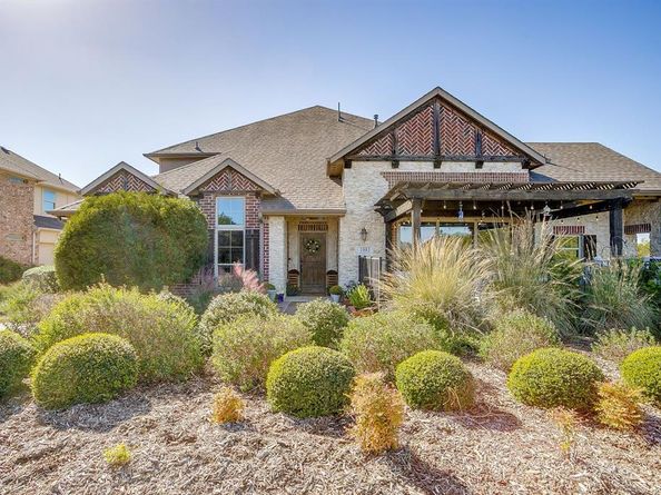 1003  Hurricane Creek Trail , Arlington Texas 76005