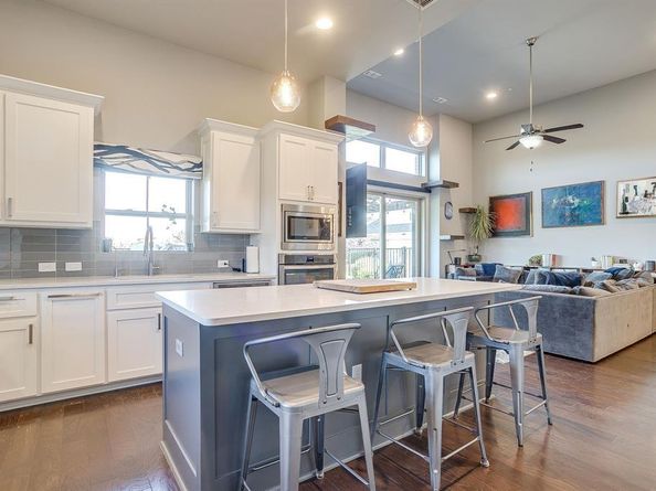 1003  Hurricane Creek Trail , Arlington Texas 76005