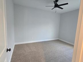 1402  Strickland Street , Dallas Texas 75216