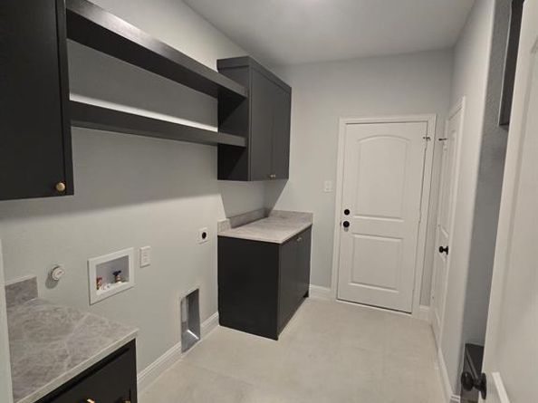 1402  Strickland Street , Dallas Texas 75216