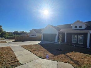 1402  Strickland Street , Dallas Texas 75216