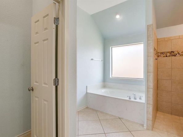 10954  Live Oak Creek Drive , Fort Worth Texas 76108