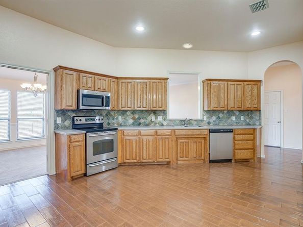 10954  Live Oak Creek Drive , Fort Worth Texas 76108