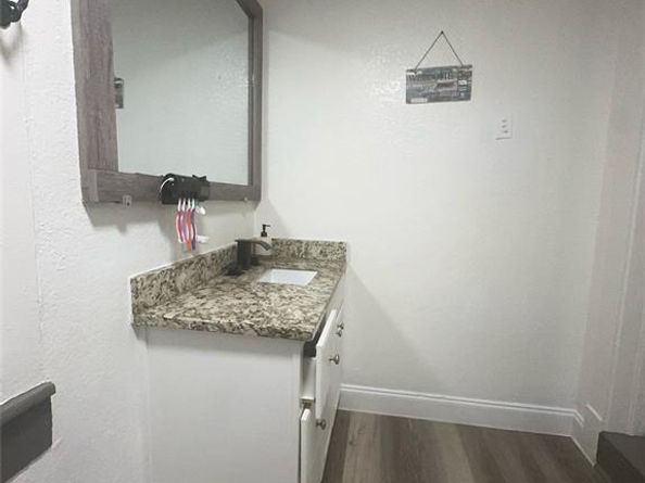 3611  Avenue H  , Fort Worth Texas 76105