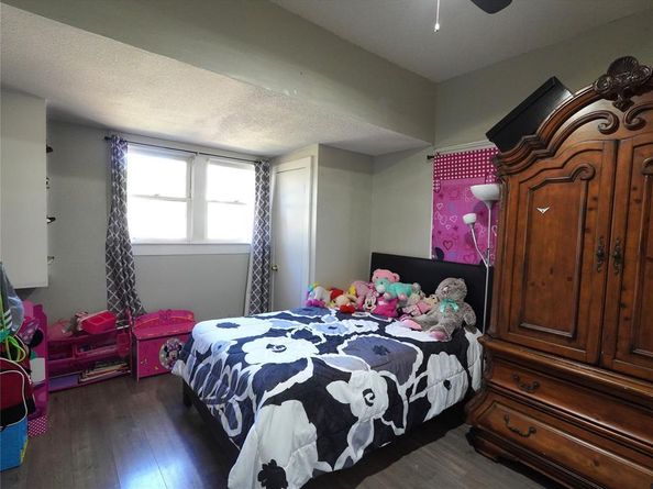 3611  Avenue H  , Fort Worth Texas 76105