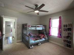 3611  Avenue H  , Fort Worth Texas 76105