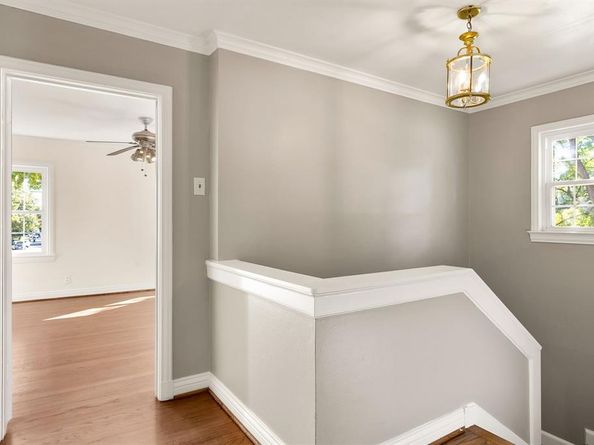 6129  McCommas Boulevard , Dallas Texas 75214