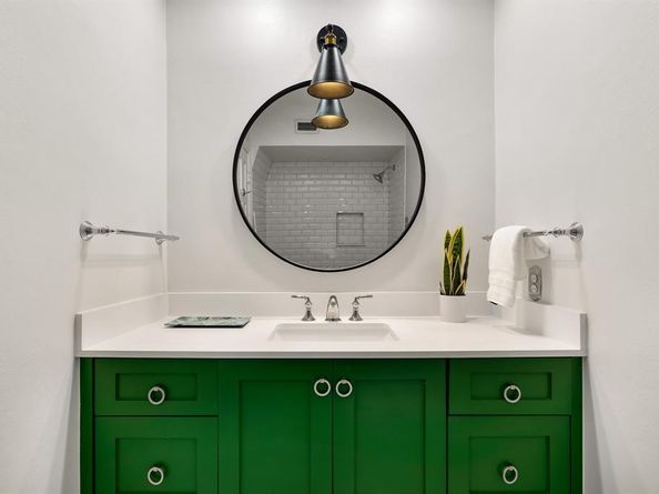 6129  McCommas Boulevard , Dallas Texas 75214