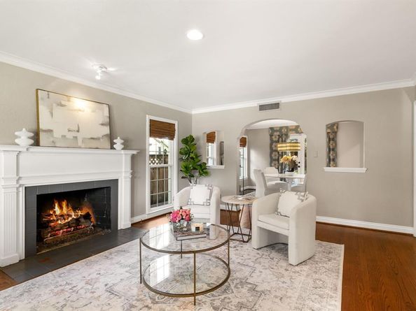 6129  McCommas Boulevard , Dallas Texas 75214