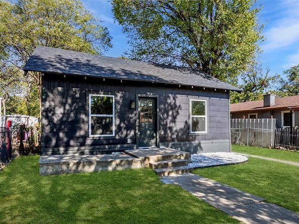 504 W Hammond Street , Fort Worth Texas 76115