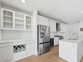 3923  Cole Avenue  101, Dallas Texas 75204