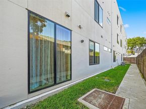 3923  Cole Avenue  101, Dallas Texas 75204