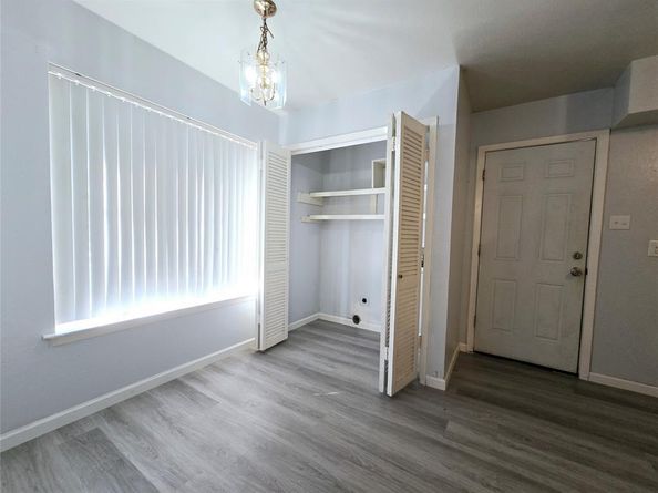 902  Spring Valley Plaza , Richardson Texas 75080