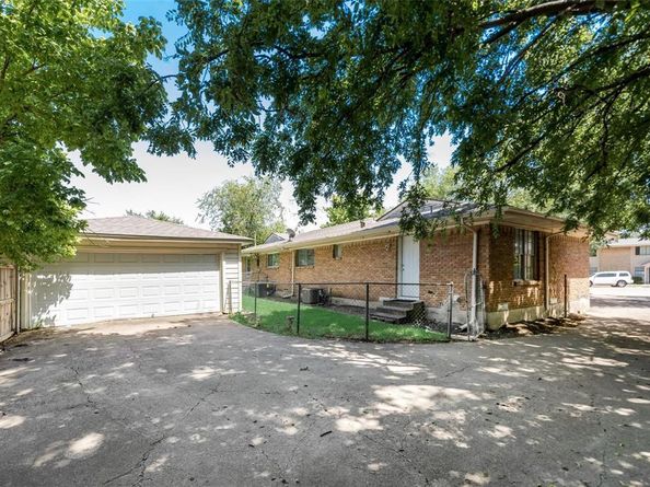 902  Spring Valley Plaza , Richardson Texas 75080