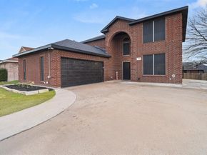 920  Red Oak Trail , Cedar Hill Texas 75104