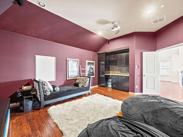 1123  Autumn Mist Way , Arlington Texas 76005