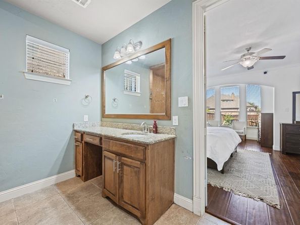 1123  Autumn Mist Way , Arlington Texas 76005