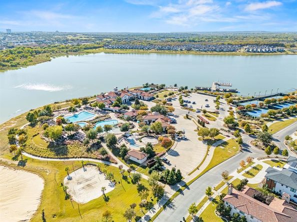 1123  Autumn Mist Way , Arlington Texas 76005