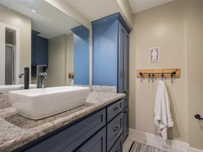 2012  Hollyhill Lane , Denton Texas 76205