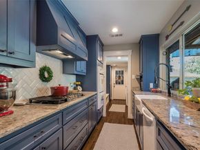 2012  Hollyhill Lane , Denton Texas 76205