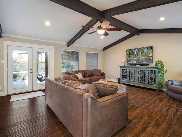 2012  Hollyhill Lane , Denton Texas 76205