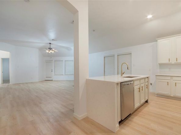 549  Hickory Lane , Fate Texas 75087