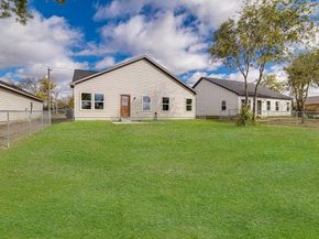 5032  Pinson Street , Fort Worth Texas 76105