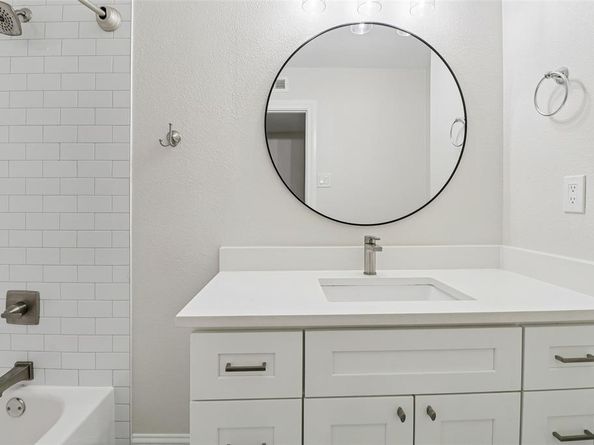 7862  La Verdura Drive , Dallas Texas 75248