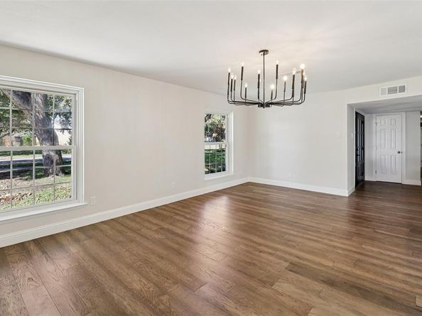 7862  La Verdura Drive , Dallas Texas 75248