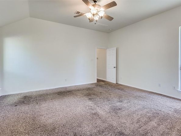 803 W Lonesome Dove Trail , Arlington Texas 76001