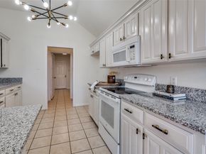 803 W Lonesome Dove Trail , Arlington Texas 76001