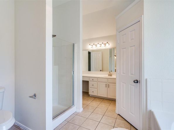 803 W Lonesome Dove Trail , Arlington Texas 76001