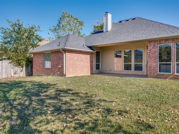 803 W Lonesome Dove Trail , Arlington Texas 76001