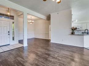 803 W Lonesome Dove Trail , Arlington Texas 76001