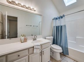 803 W Lonesome Dove Trail , Arlington Texas 76001