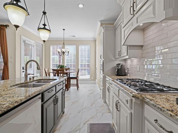 1313  Blue Sage Circle , Lantana Texas 76226