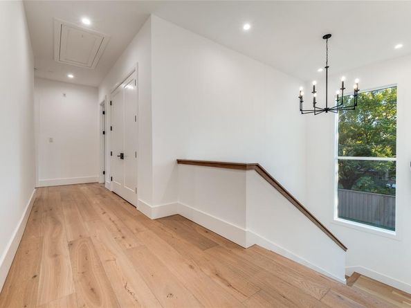 3788  Vinecrest Drive , Dallas Texas 75229